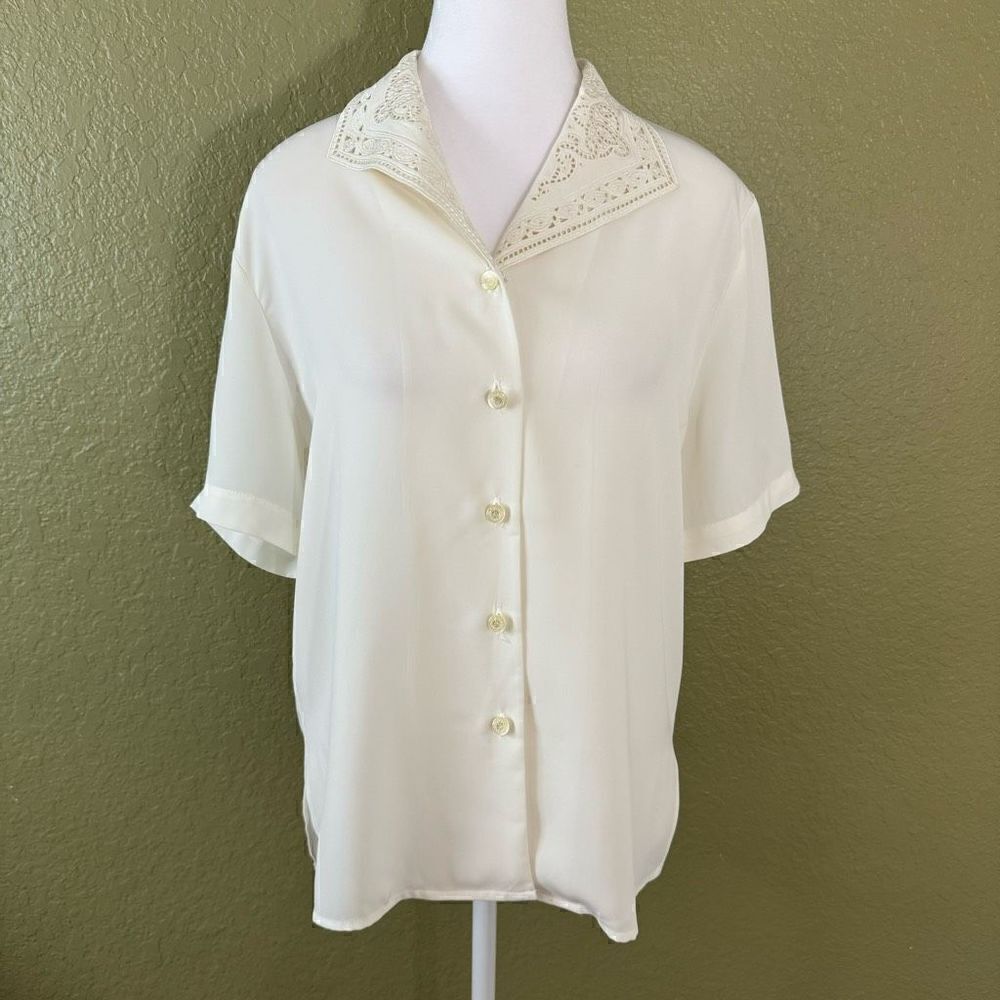 Vintage Lord & Taylor Women’s 4 Embroidered Lace Button Down Shirt Top Pearl